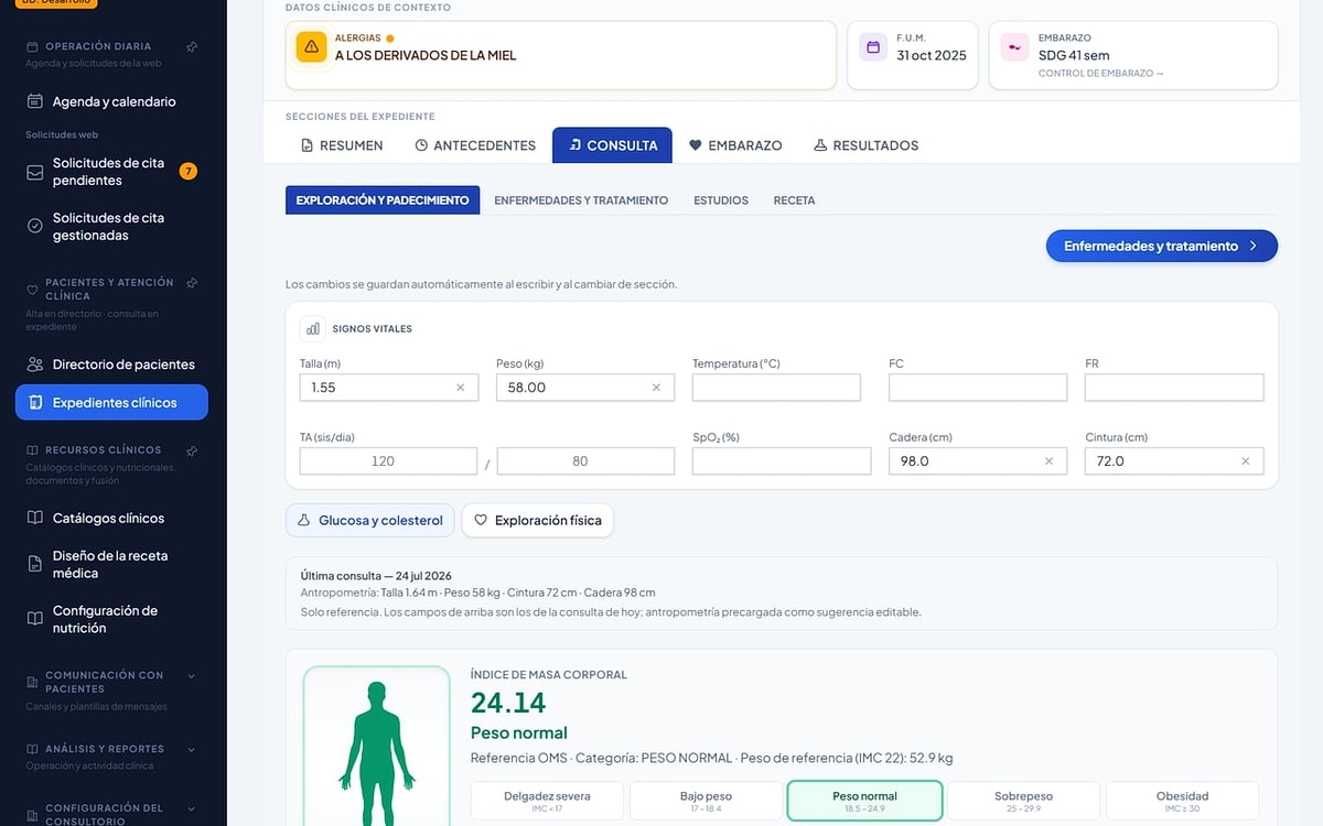 Expediente clínico con signos vitales e IMC en consulta